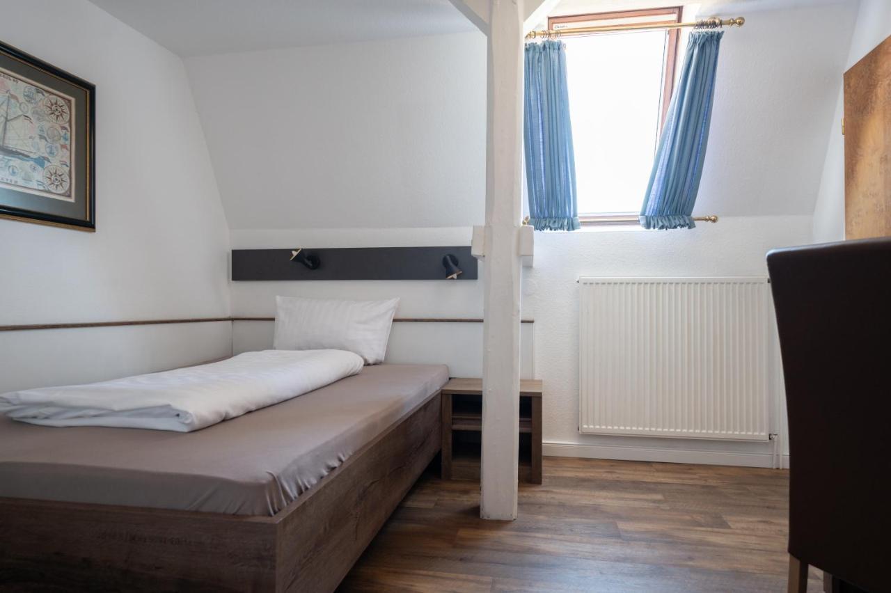 Hotel Alt-Emder Buergerhaus à Emden Extérieur photo