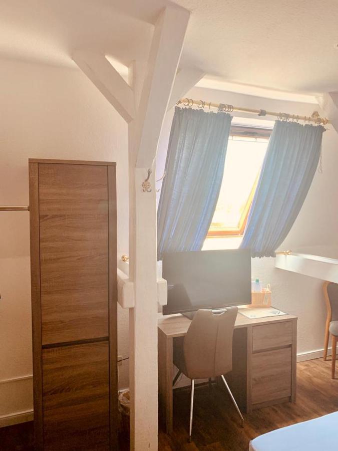 Hotel Alt-Emder Buergerhaus à Emden Extérieur photo