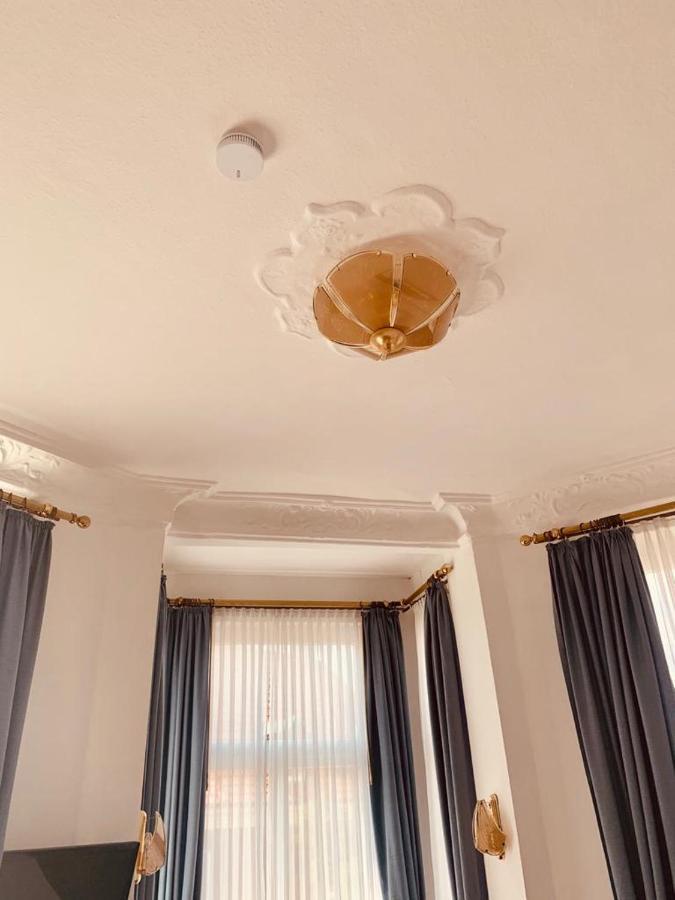 Hotel Alt-Emder Buergerhaus à Emden Extérieur photo